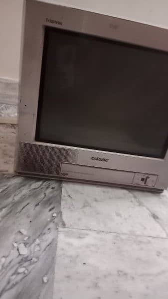 Sony 14 inches tv 2