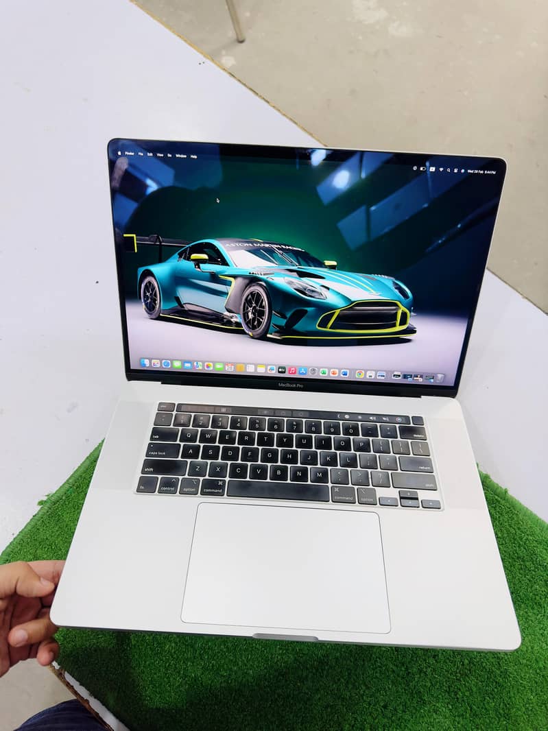 Apple Macbook Pro 2018 Core i7 Space Gray 2