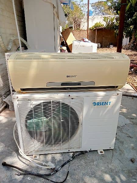 Orient split AC 0