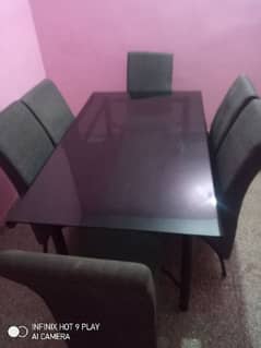 Dining table set of with 6 chaires