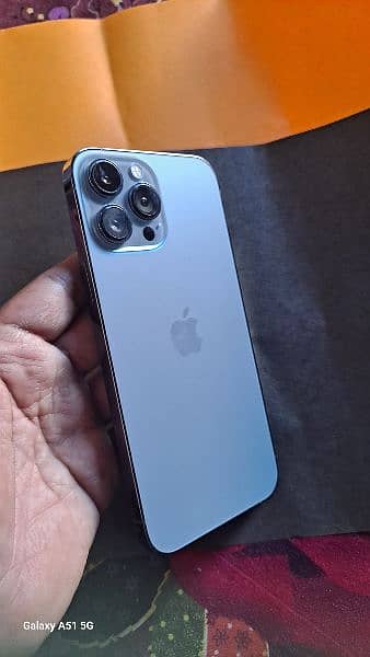 iPhone 13 Pro Max / 256GB / Non PTA 1