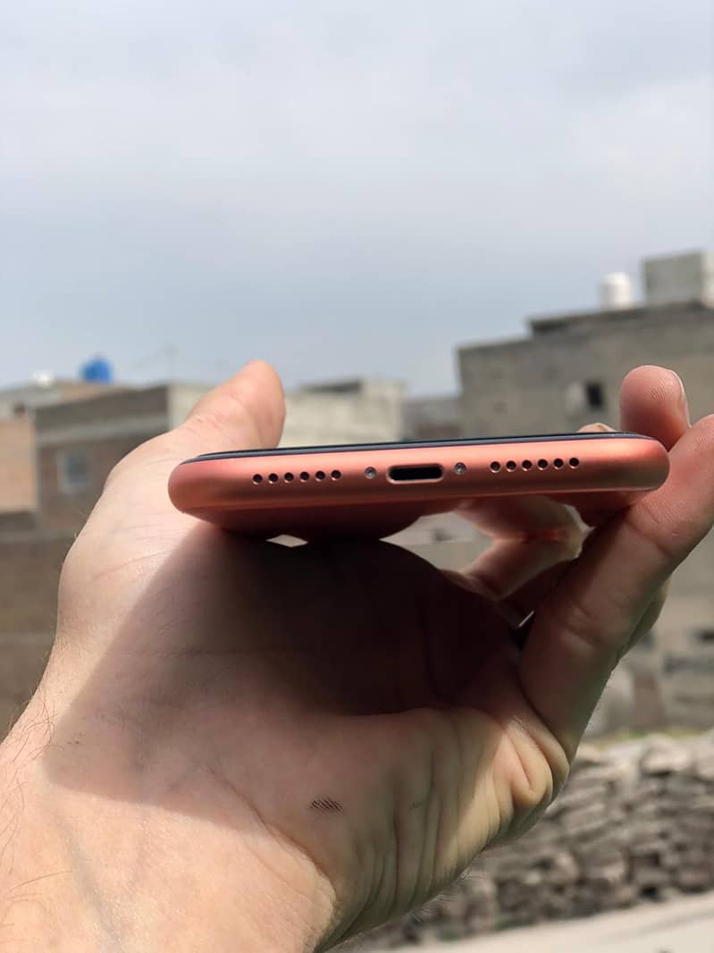 Iphone xr non pta jv 10/10 waterpack 5