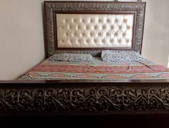 king size bed with mattress