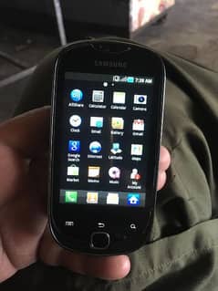 sale samsung galaxy q very stylish mobile. only mobile