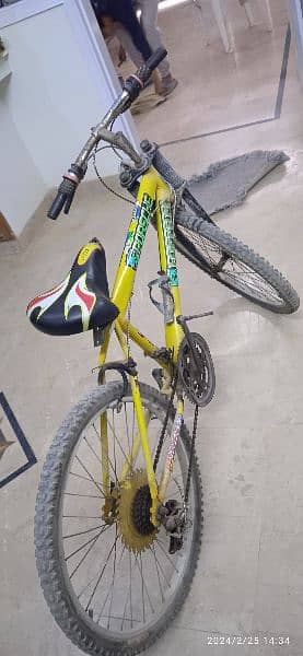 cycle for sale 2 years old only 3