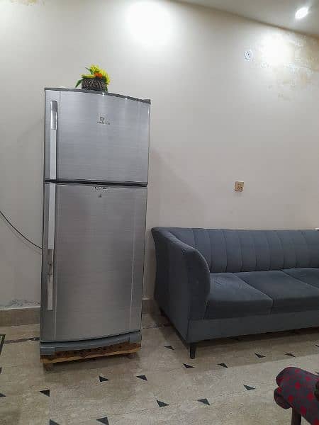 Refrigerator 10