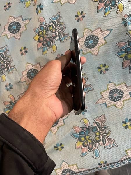 iPhone XR camera Face ID housing urgent for sale 4