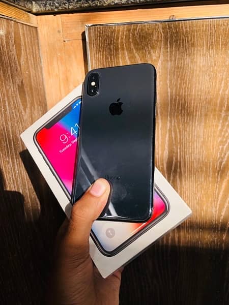 iphone X  pta Approved 1