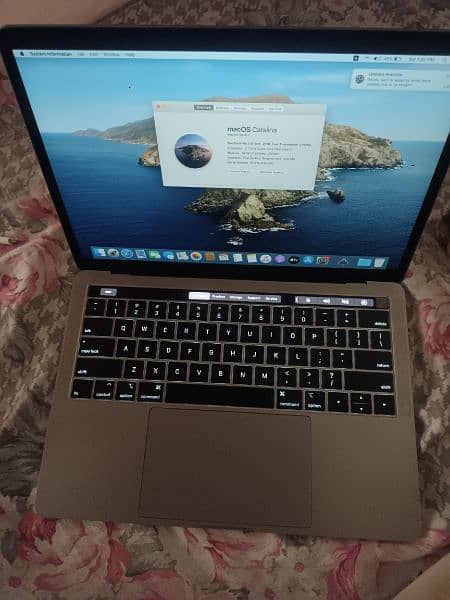 MACBOOK PRO LATE 2018 CTO 13 INCH TOUCHBAR CORE I7 Q-C 16GB 512GB 4