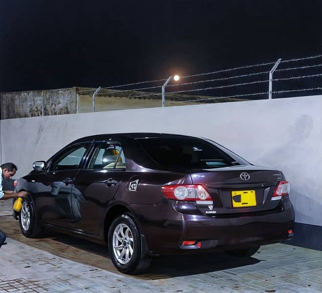 Toyota Corolla GLI 2014 Model 3