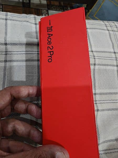 OnePlus ace 2 pro 24/1 TB,16/512GB dual SIM box pack 2