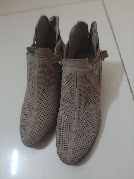 leather shoes very good condition 12