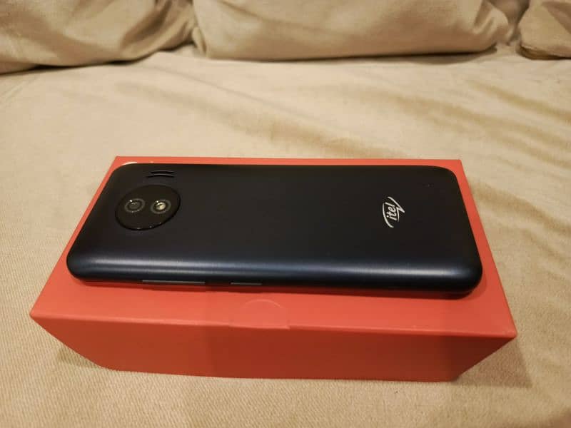 Itel Magic 3 Touch Button Mobile Phone Just Like New 10/10 6