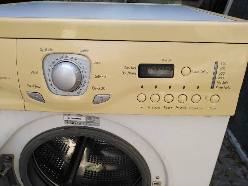 LG washing machine 7kg. fully automatic 4