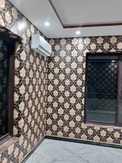 wallpaper with 10 year warranty