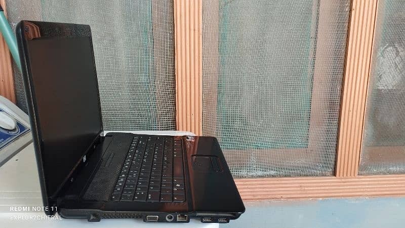 HP 6735s Laptop 4