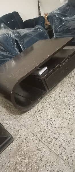console sleepyhead coffee table