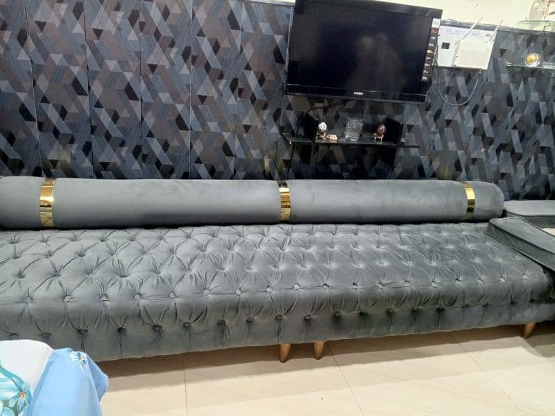 L Shape sofa 0