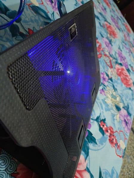 Laptop Cooling table with lightning fan 1
