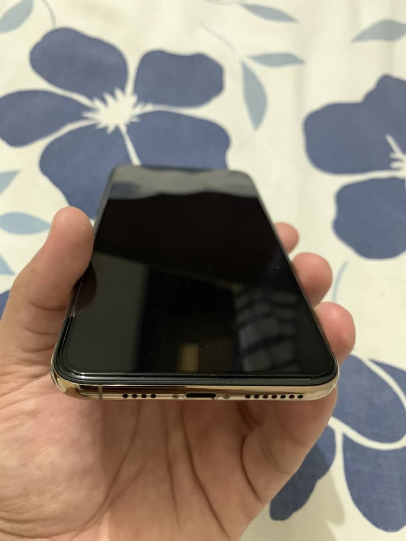 iPhone XS Max (512 GB) Gold - PTA Approved 3