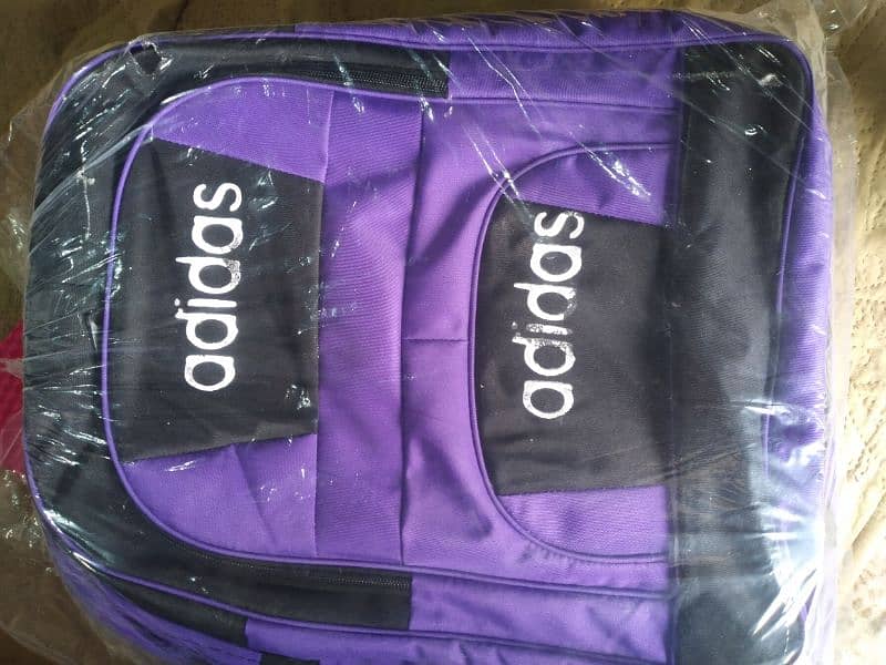 Best VIP bags for men best school bags made in parashut bags. 1