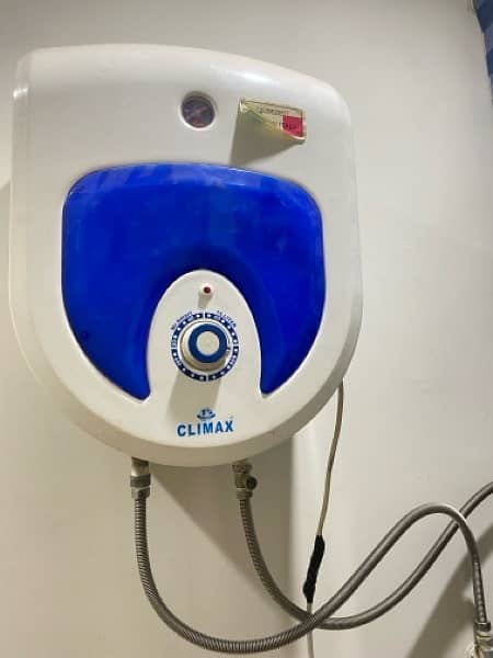 Climax 15 litres Electric geyser 0