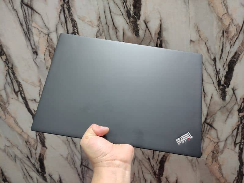 Lenovo Thinkpad T470s (sleek and fancy ultrabooks) dual battries 2