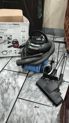Vacuum Cleaner Henry