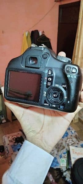 Canon 1100d Exchange possible with iphone 0