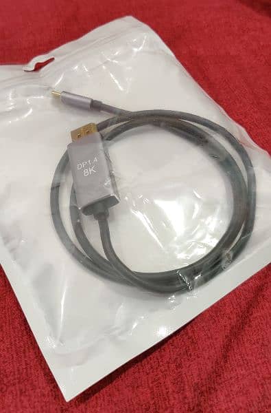 USB C to DisplayPort cable 1.4 2