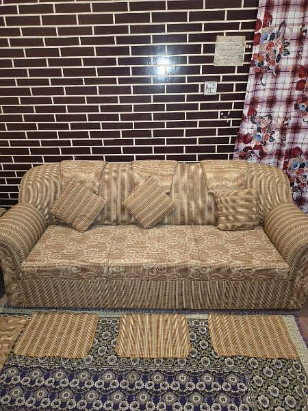 7 seater Sofa set for Sale 0