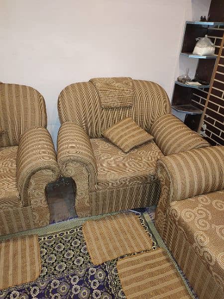 7 seater Sofa set for Sale 1