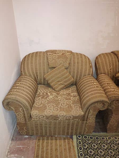 7 seater Sofa set for Sale 2
