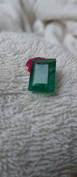 gemstone marjaan ki ring chandi mein bani hai 2