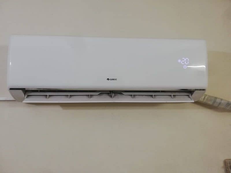 Gree 1 ton Ac in home use 0