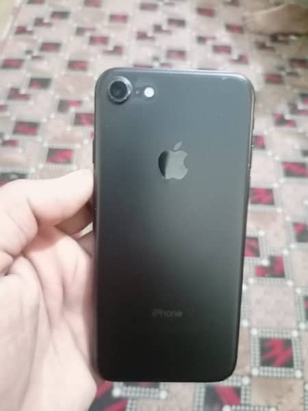 iPhone 7 128GB PTA Approved 3