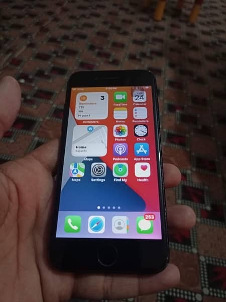 iPhone 7 128GB PTA Approved 10