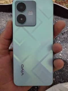 2 month warranty mein Haa  vivo y22 ha daba charger available