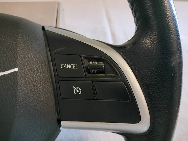Nissan Dayz/Roax/Mitsubishi EK Wagon Multimedia Steering Wheel 1