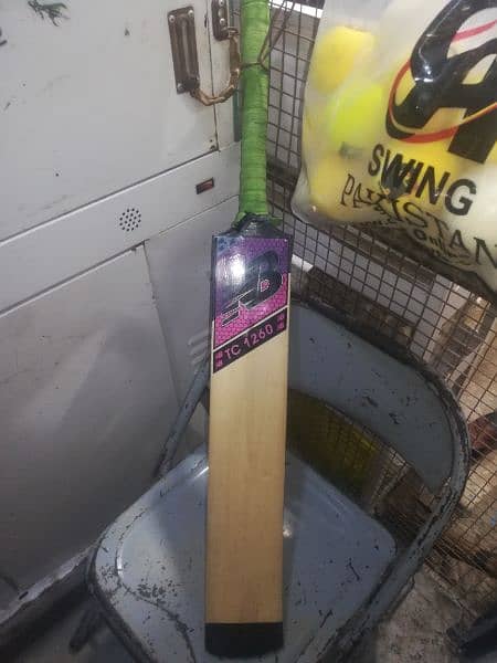 New bat best quality. Tape ball bat. 7