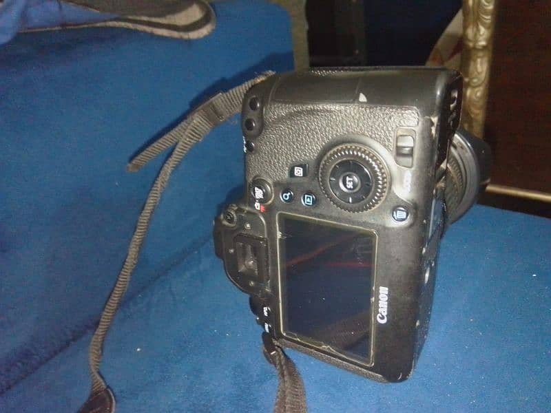 6d camera with lens 28/75 condition 9.10
working 100 03231402533 4