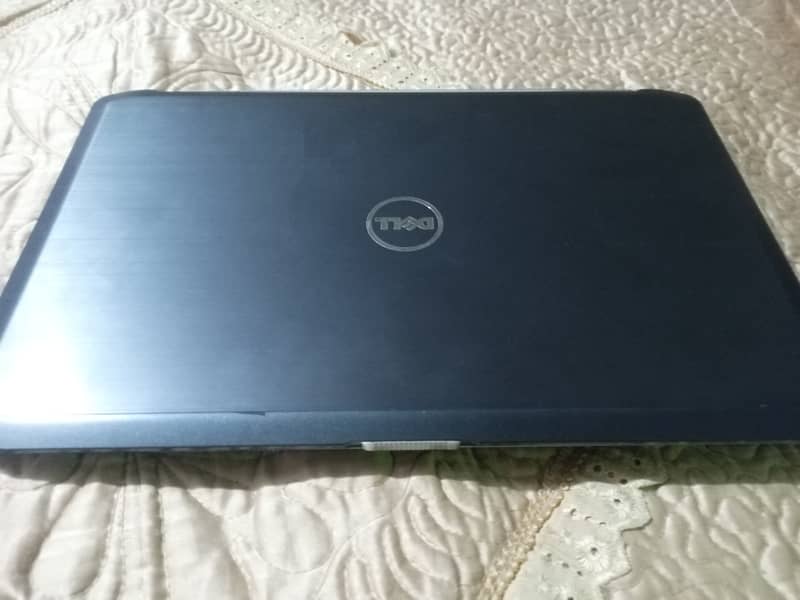 Dell labtop core i3 2nd generation 2