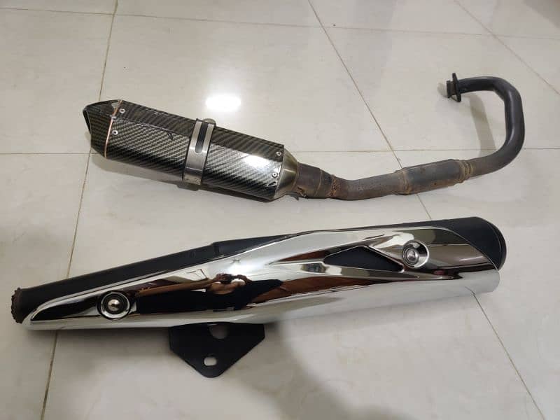 Suzuki gr150 original silencer with Akrapovic exhaust 11