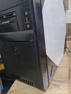 Gaming PC (computer) Core i5 3rd Generation with 2gb Graphics Card
