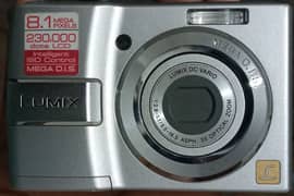 Panasonic Lumix DMC-LS80 Digital Camera (Silver) 0