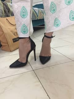 Shoedazzle high heels