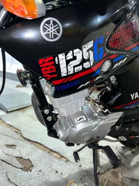 ybr 125G 4