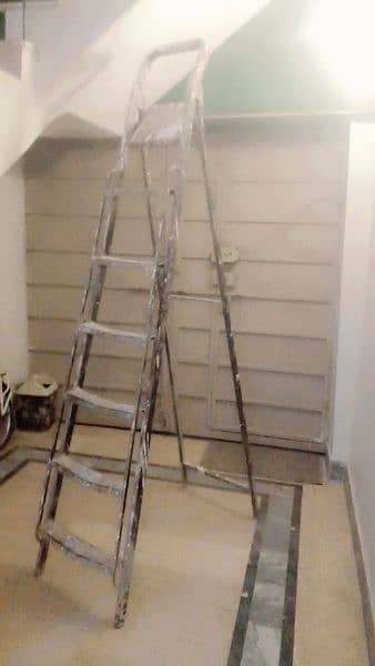 6 step folding ladder my contect number 03217119335 1