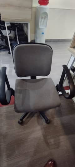 Office chairs | Used chairs | Less price | Bulk buy possible