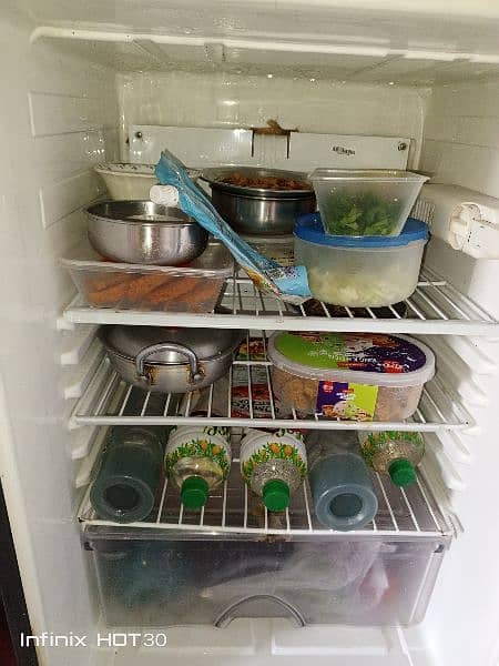 Dawlance fridge ( energy saver ) 7